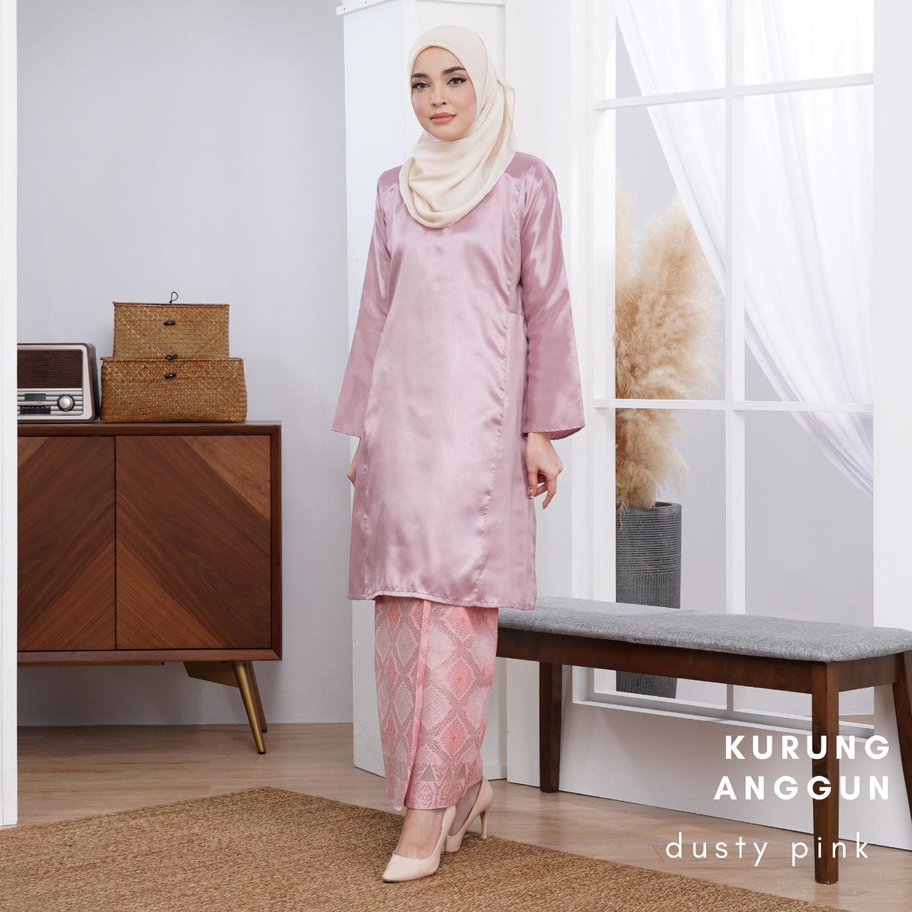 KURUNG ANGGUN