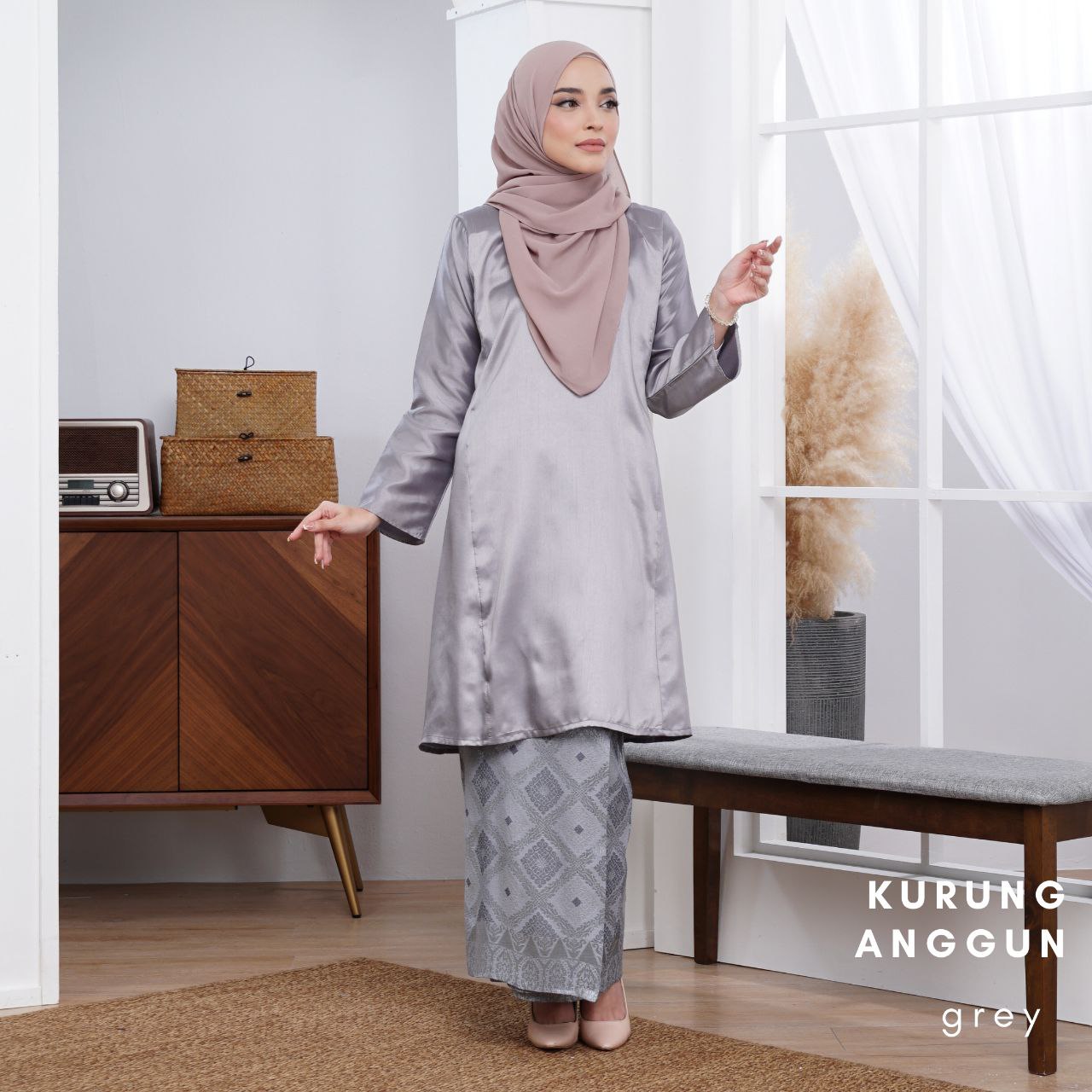 KURUNG ANGGUN