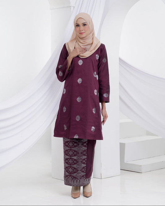 SONGKET AMINAH (KURUNG PAHANG)